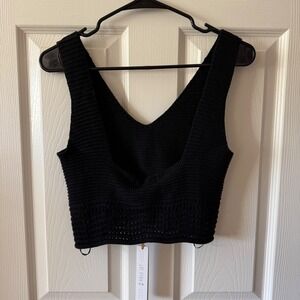 NWT House of Harlow 1960 Black Knit V Neck Cropped Tank Top‎ Women's Size Medium